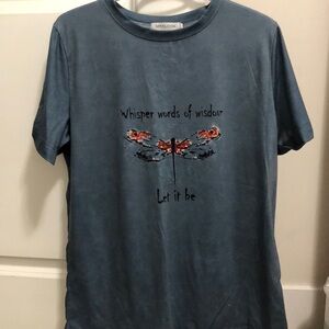 MissLook “Whisper Words of Wisdom” t-shirt